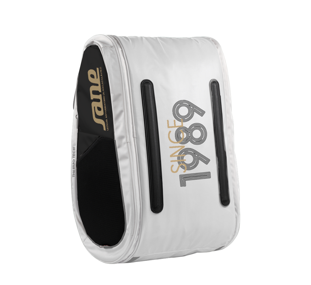 Bottom of the  bag image of the White and  Black SANE Pro Elegance padel racket bag available in New Zealand from ThePadelShop.co.nz 
