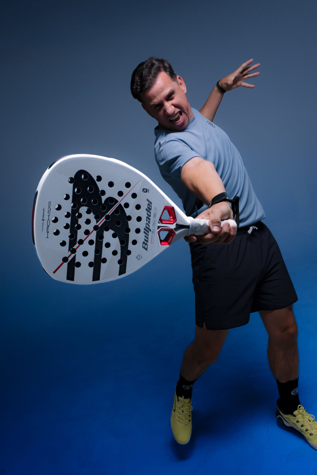 Paquito Navarro holding the Bullpadel Hack 05 (2027) padel racket available in New Zealand from ThePadelShopNZ