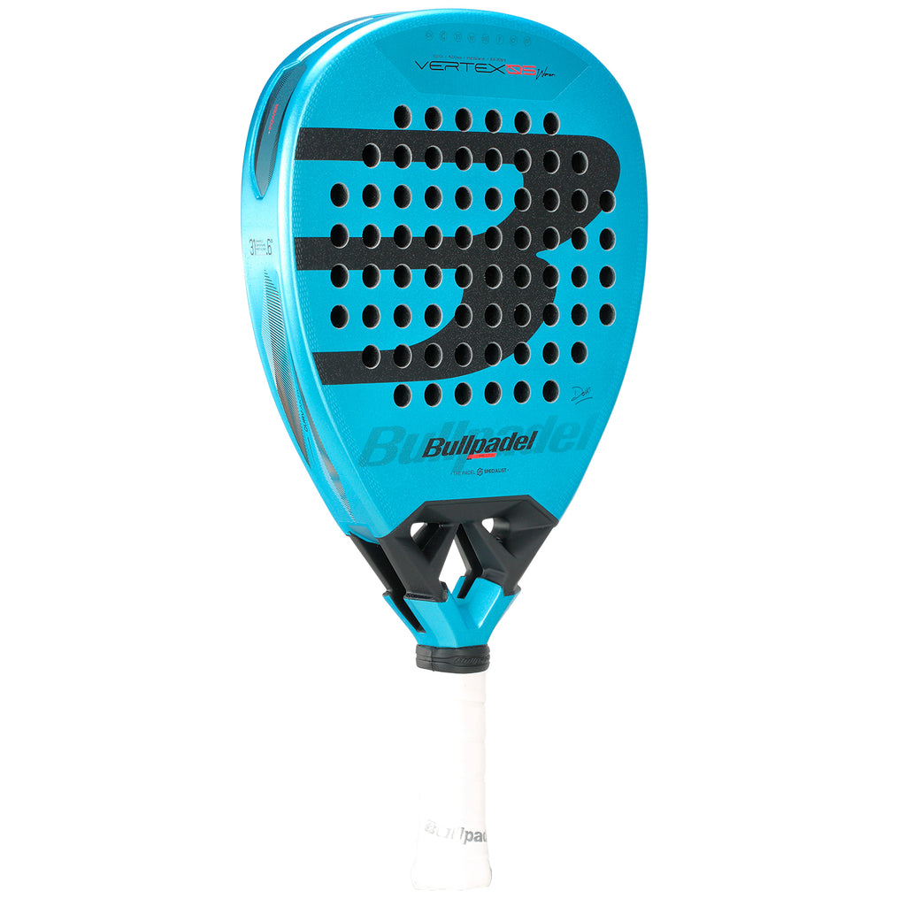 The main image of the Bullpadel Vertex 05 Woman padel racket available in New Zealand from ThepadelShop.co.nz
