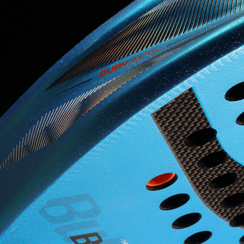close up of the CURV-AKTV of the Bullpadel Vertex 05 Woman  2026 padel racket available in New Zealand from ThepadelShop.co.nz
